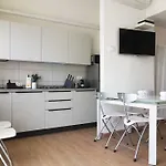 דירה Alma House